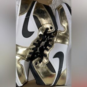 Jordan 1s Gold